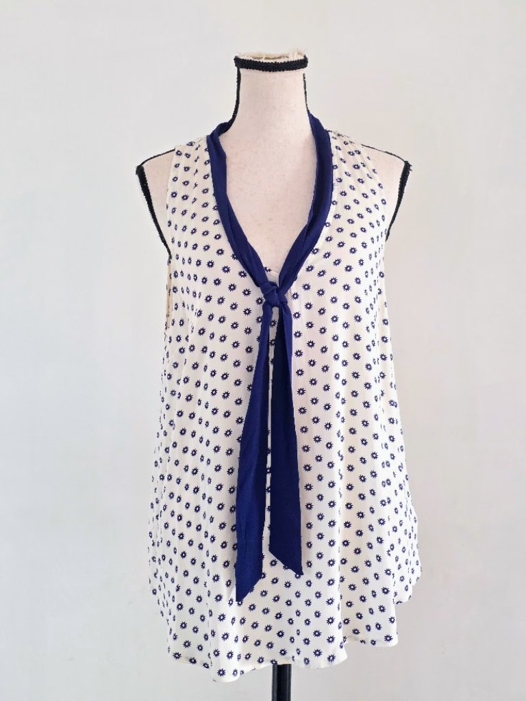 Anthropologie Maeve Madison Floral Tie Neck Blouse Cream Navy Size 8